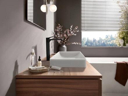 Смеситель для раковины Hansgrohe Vivenis 250 75040670 матовый черный однорычажный, длина излива 19.1 см