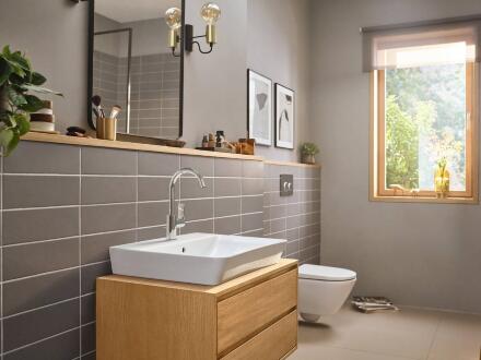 Смеситель для раковины Hansgrohe Rebris E 72576000 хром однорычажный, высота излива 22.2 см